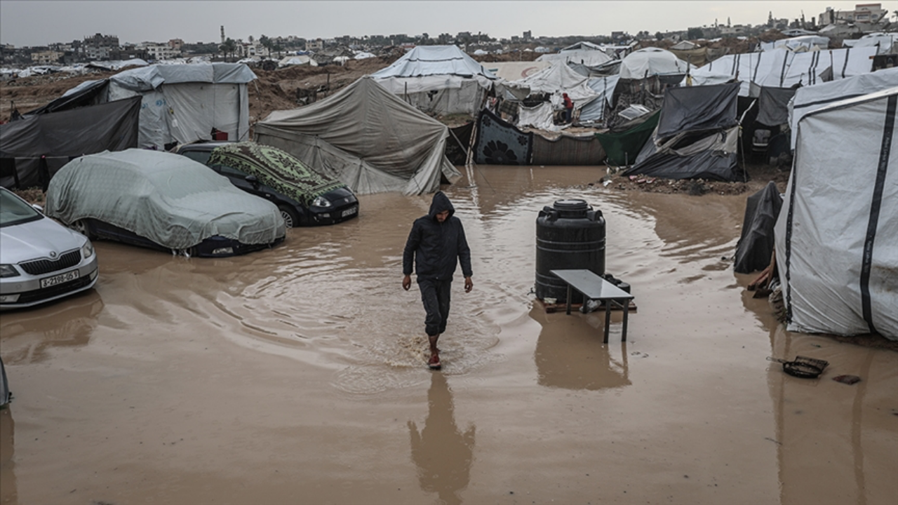 Arap ülkelerinde bugünden itibaren olumsuz hava koşulları etkili olacak.
