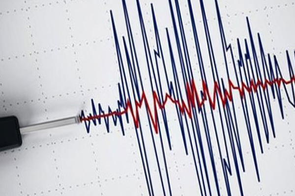 Adana'da deprem Adana'da deprem