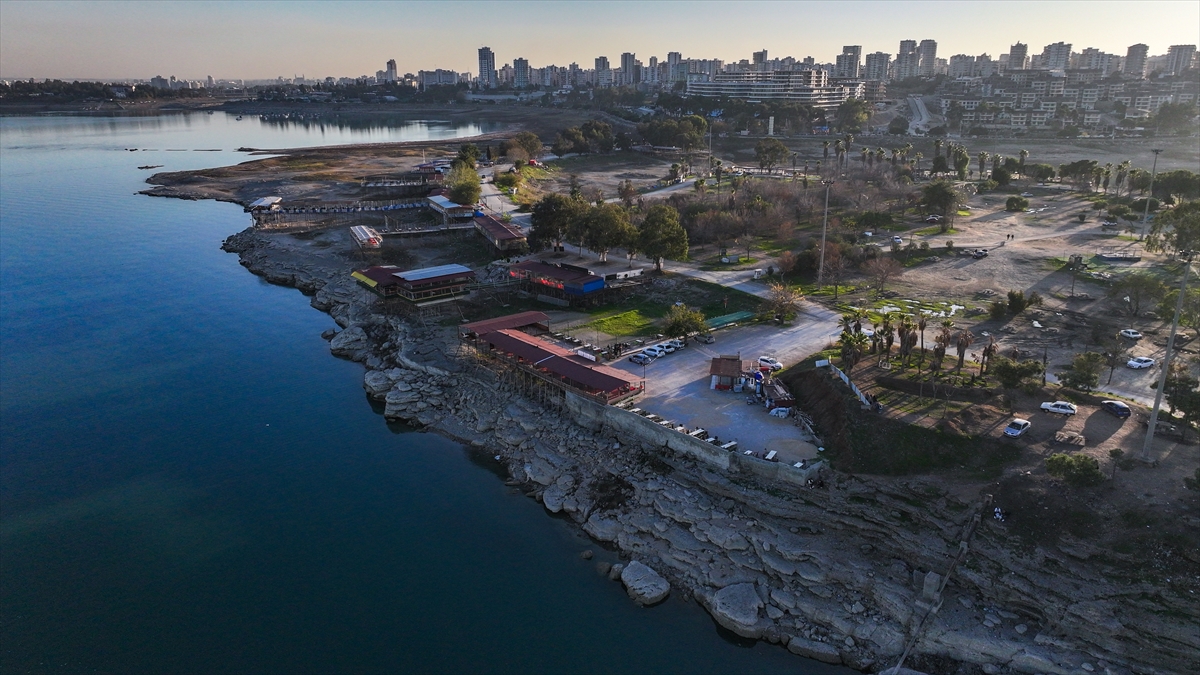 Adana'da Seyhan Baraj Gölü kıyısındaki kaçak yapılar yıkılacak