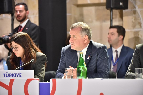 Bakan Bak, Malatya Kitap Fuarı’nın açılışına katıldı