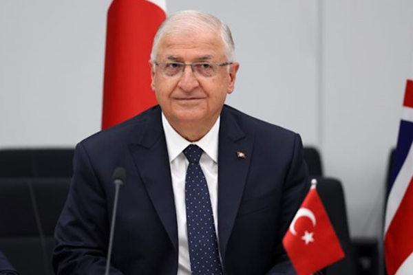 Bakan Güler, Bahreyn Büyükelçisi Sancaktutan’ı kabul etti Bakan Güler, Bahreyn Büyükelçisi Sancaktutan’ı kabul etti