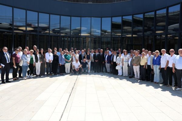 Başkan Aydın, muhtarlarla mahallelerin sorunlarını görüştü