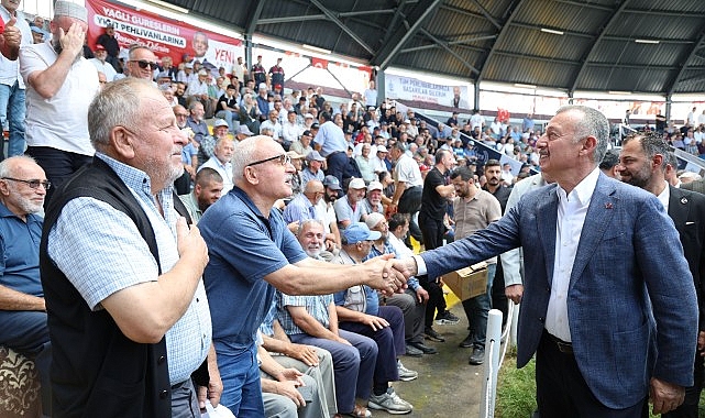 Başkan Büyükakın'a İshakçılar'da sevgi seli