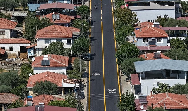 Başkan Çerçioğlu'ndan Kuyucak'ta yol yenileme çalışması