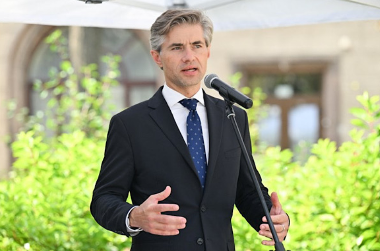 Budrys: Avrupa, Ukrayna'daki barış müzakerelerinde masada olmalı