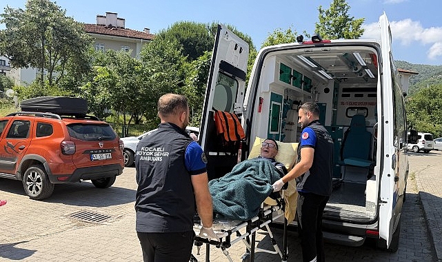 Büyükşehir'in sağlık eli 7/24 görev başında   