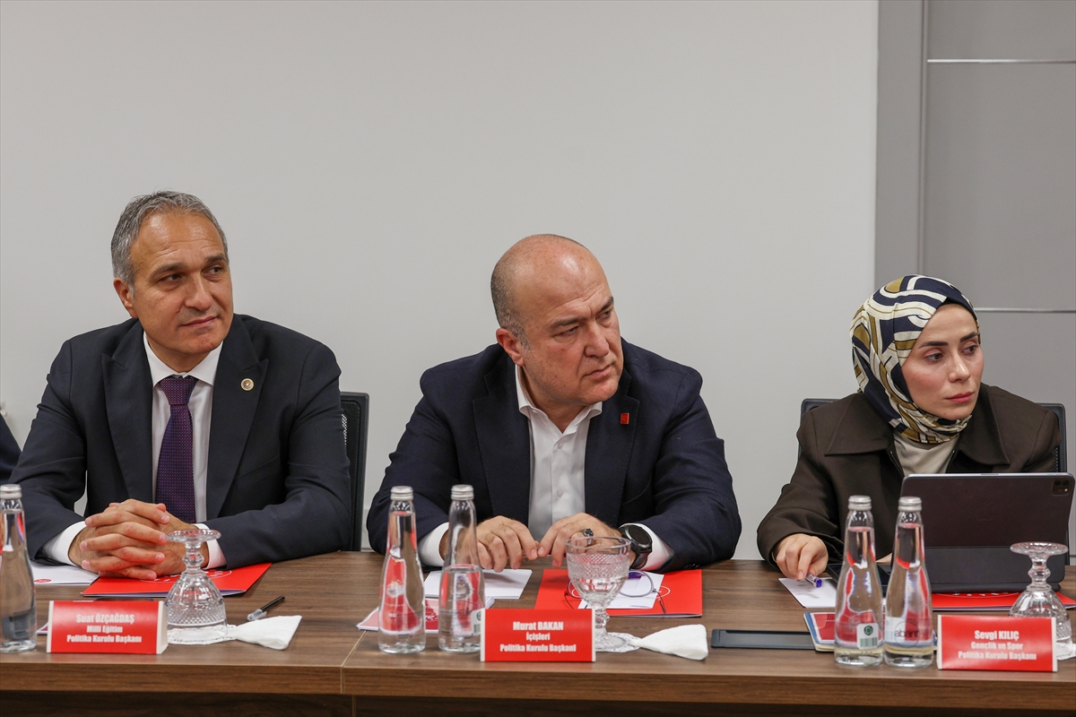 CHP Genel Başkanı Özel, basın toplantısı düzenledi: CHP Genel Başkanı Özel, basın toplantısı düzenledi: