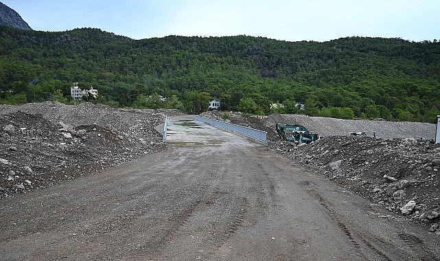 Çomaklar mevkisindeki köprü tamamlandı