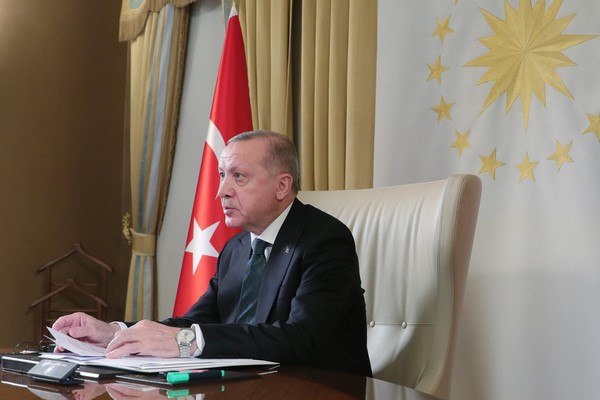 Cumhurbaşkanı Erdoğan, Hindistan Büyükelçisi Shresth’i kabul etti Cumhurbaşkanı Erdoğan, Hindistan Büyükelçisi Shresth’i kabul etti
