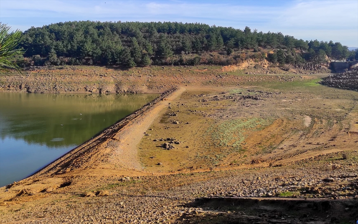 Edirne'de Kadıköy Barajı'ndaki su seviyesi "ölü hacme" düştü, Keşan'a su alımı durduruldu