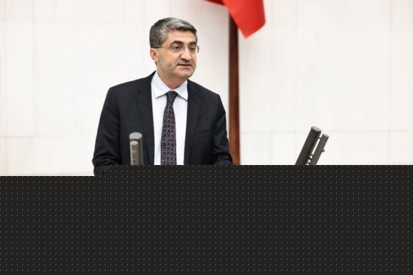 Ekmen: Staj ve çıraklık dönemindeki sigorta girişleri emekliliğe esas alınmalı