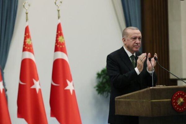 Erdoğan: Mevlid Kandili'nin tüm insanlık için hayırlara vesile olmasını niyaz ediyorum Erdoğan: Mevlid Kandili'nin tüm insanlık için hayırlara vesile olmasını niyaz ediyorum