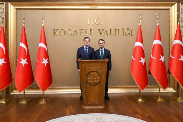 Göç İdaresi Başkanı Yazıcı, Kocaeli Valisi Aktaş’ı ziyaret etti