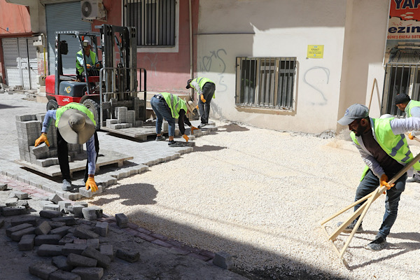  Haliliye'de üstyapı çalışmaları mahallelerde sürüyor