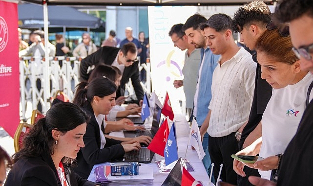 İBB Bölgesel İstihdam Ofisleri'nden iş arayana ve işverene ücretsiz hizmet