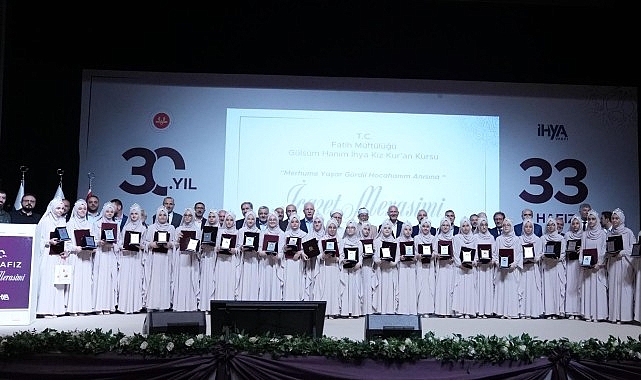 İhya Vakfı'nda 33 Hafızın İcazet Sevinci 