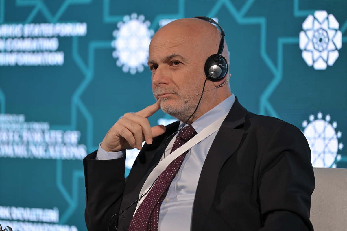 İletişim Başkanlığınca, Türk dünyasını hedef alan dezenformasyona ilişkin panel düzenlendi İletişim Başkanlığınca, Türk dünyasını hedef alan dezenformasyona ilişkin panel düzenlendi