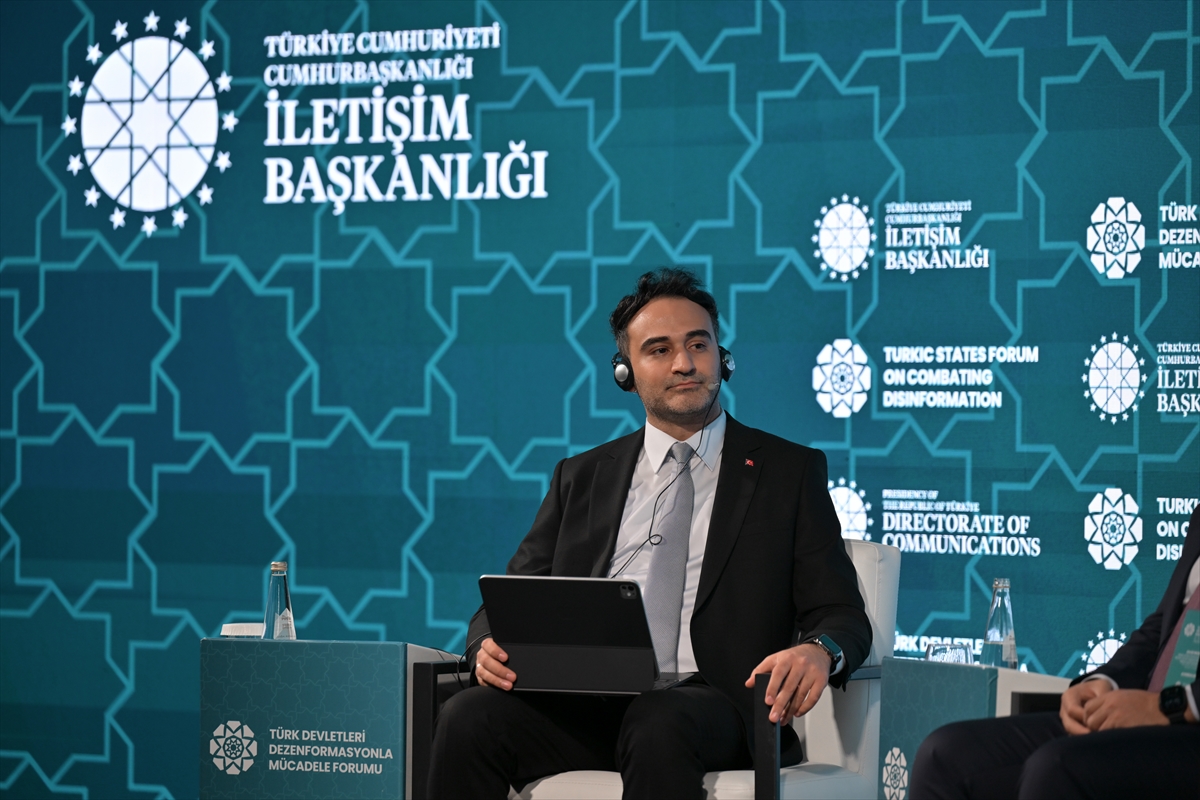 İletişim Başkanlığınca, Türk dünyasını hedef alan dezenformasyona ilişkin panel düzenlendi İletişim Başkanlığınca, Türk dünyasını hedef alan dezenformasyona ilişkin panel düzenlendi
