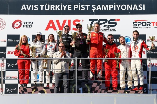 İstanbul Park’ta pist şampiyonasının beşinci ayağı tamamlandı