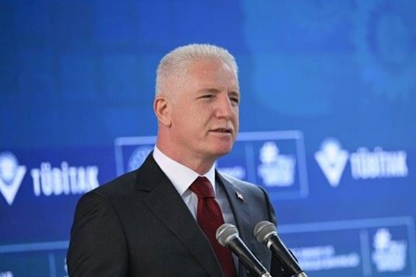 İstanbul Valisi Gül, Fatih İlçe Emniyet Müdürlüğünü ziyaret etti