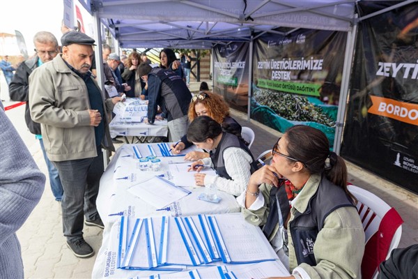 İzmir’de 391 zeytin üreticisine destek verildi