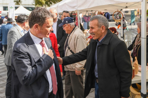 Kadın girişimciler Cumhuriyet Sokağı’nda buluştu
