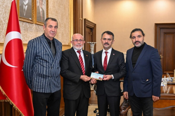 Kocaeli Niğdeliler Dernekler Federasyonu'ndan Vali Aktaş'a davet