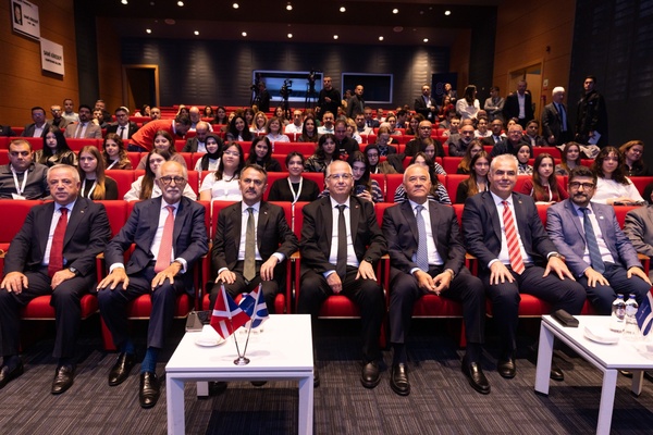 Kocaeli Üniversitesinde ilaç üretim teknolojisi programı açılıyor