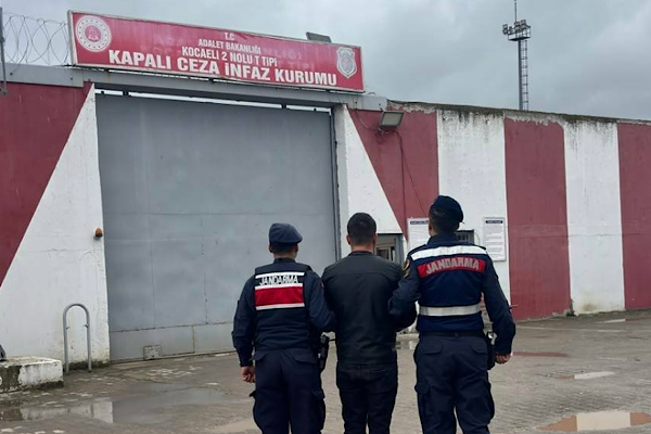 Kocaeli’de uyuşturucu ticaretinden 12 yıl 6 ay hapis cezasıyla aranan kişi yakalandı