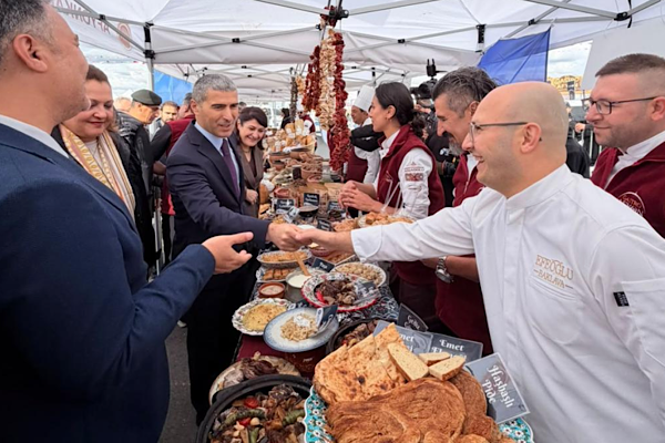 Kütahya’nın yöresel lezzetleri Afyon Gastronomi Festivali’nde tanıtıldı