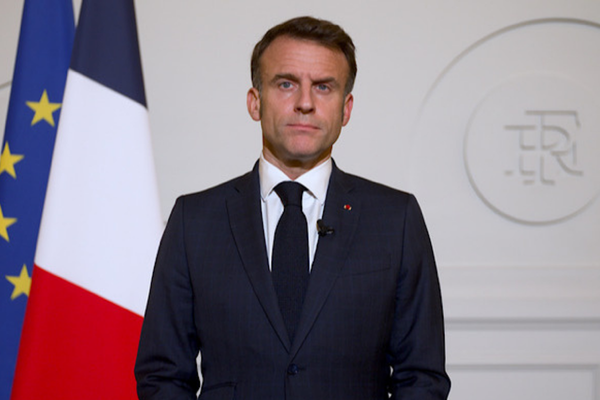 Macron’dan Kolombiya’ya deprem dayanışması Macron’dan Kolombiya’ya deprem dayanışması