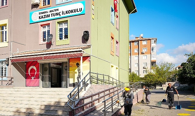 Maltepe Belediyesi okulları yeni döneme hazırlandı   