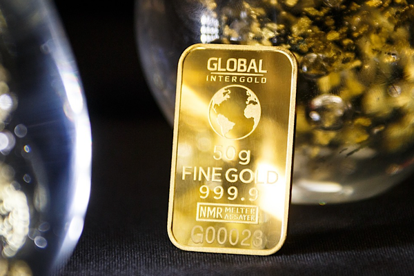 Ons altında pozitif görünüm korunuyor
