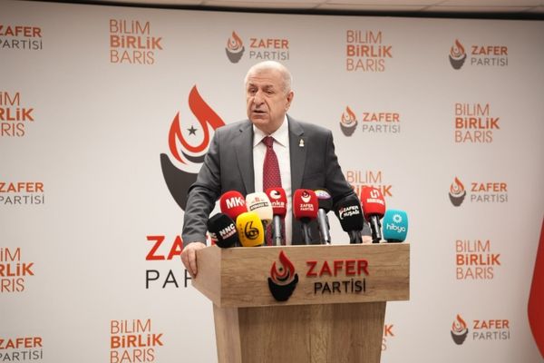 Özdağ: Türk halkı öfkesini sandığa taşımak için bekliyor