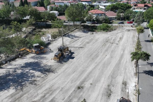 Pamukkale’de iki projede ilk kazma vuruldu