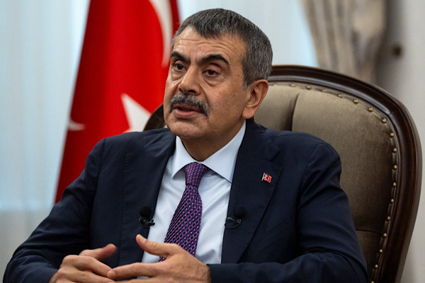 Tekin: Türkiye Yüzyılı, ulvi şuurla yetişen evlatlarımızın ellerinde yükselecektir
