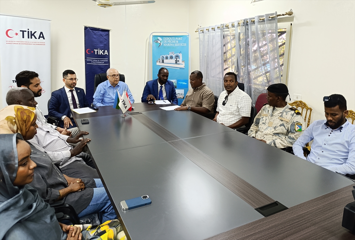 TİKA, Cibuti’de balıkçılar için tekne üretim atölyesi kurdu TİKA, Cibuti’de balıkçılar için tekne üretim atölyesi kurdu