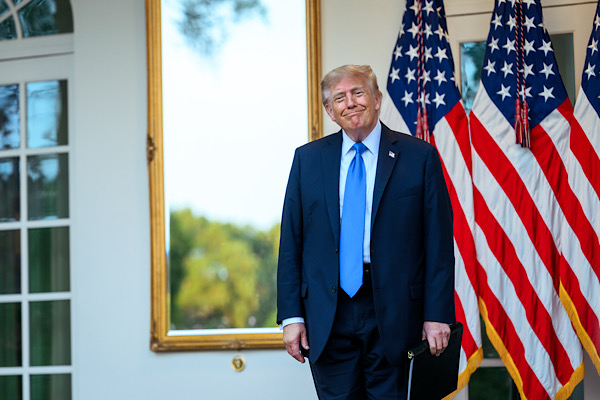Trump: ABD’de yetişkinlere 5 bin dolarlık temettü ödemesi yapılacak