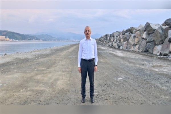 Uraloğlu: Antalya Havalimanı'nın yeni kontrol kulesinde 46 metre seviyesine ulaşıldı