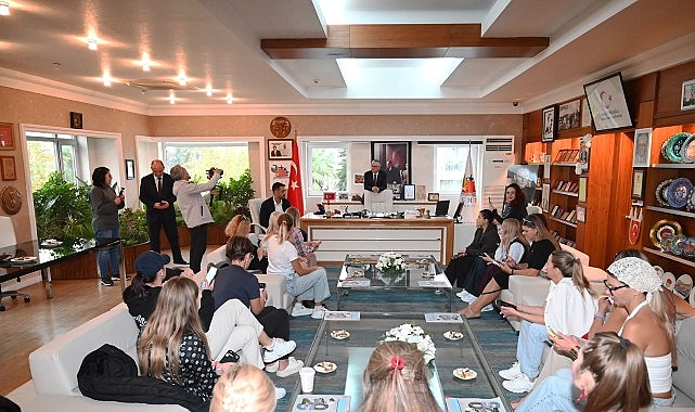 Yabancı acentecilerden Başkan Topaloğlu'na ziyaret