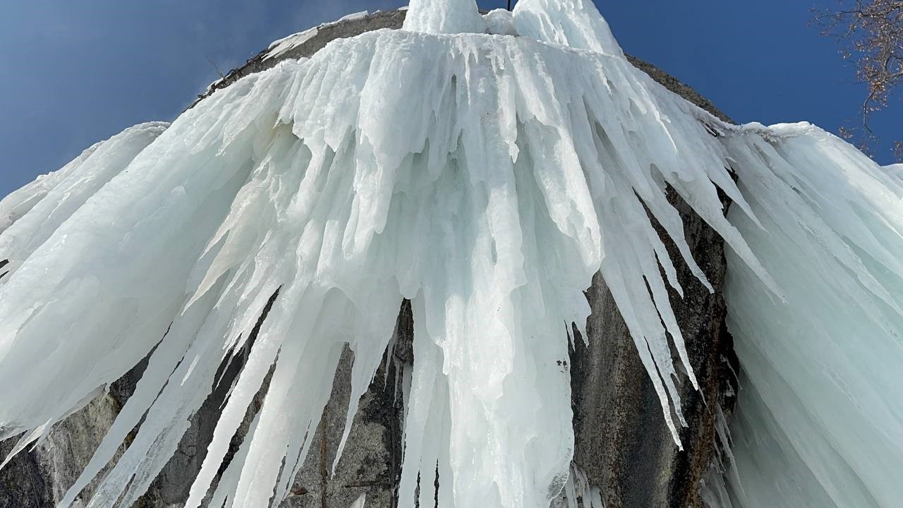 Ağrı’da dondurucu soğuk etkisini sürdürüyor
Ağrı’da dondurucu soğuk etkisini sürdürüyor