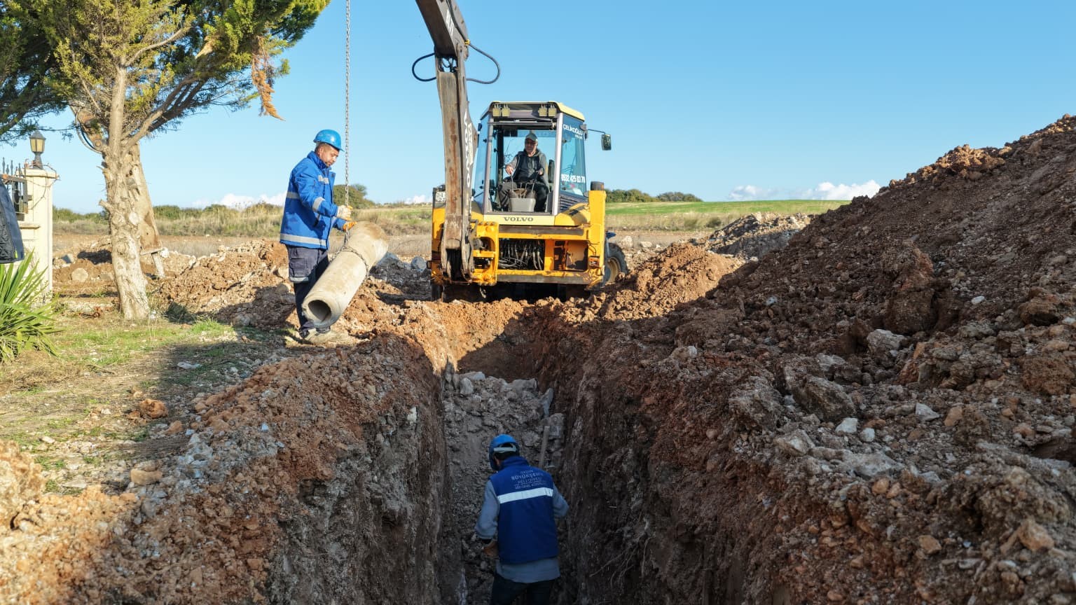 Aydın Büyükşehir Belediyesi’nin Didim’de altyapı çalışmaları sürüyor
Aydın Büyükşehir Belediyesi’nin Didim’de altyapı çalışmaları sürüyor