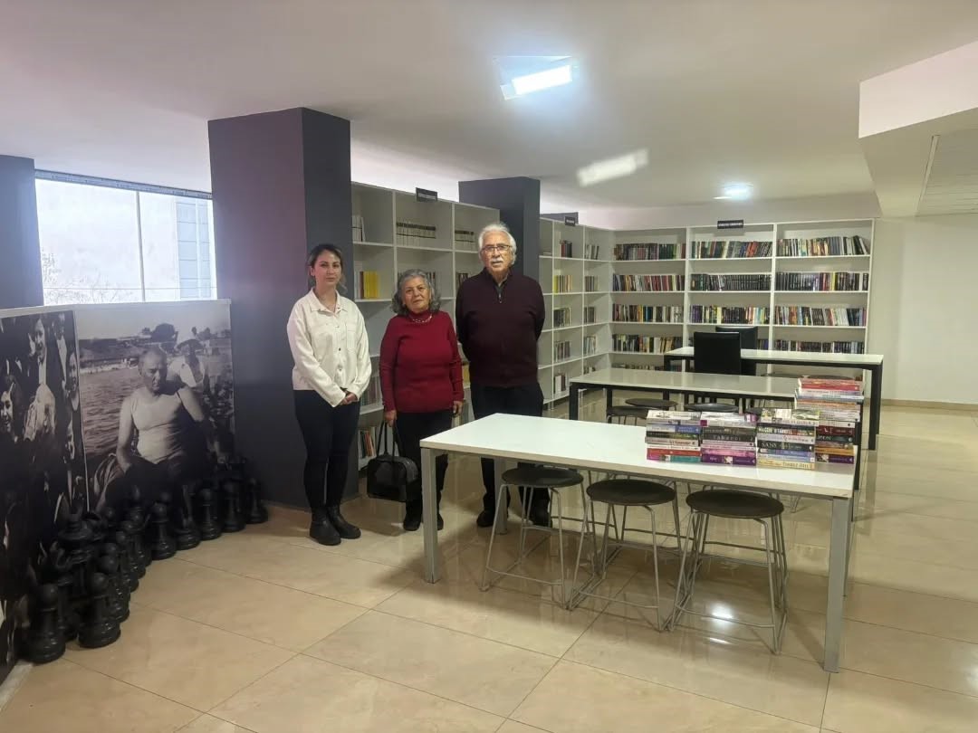 Başkan Zencirci’den kitap bağışı çağrısı
