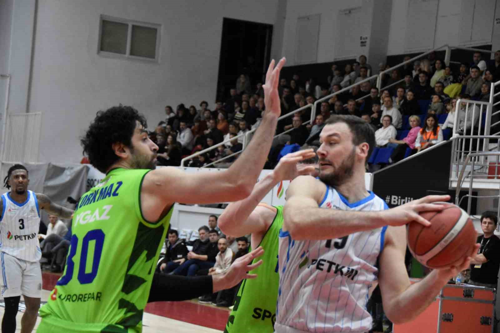 Basketbol Süper Ligi: Aliağa Petkimspor: 76 - TOFAŞ: 82
Basketbol Süper Ligi: Aliağa Petkimspor: 76 - TOFAŞ: 82