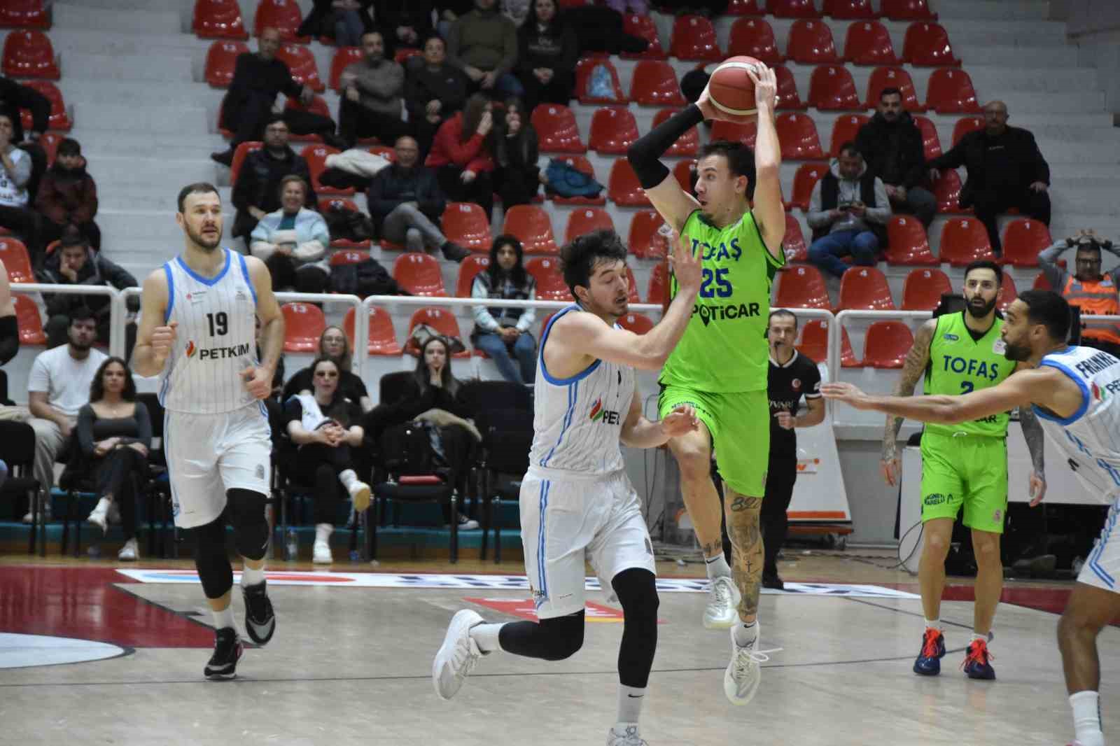 Basketbol Süper Ligi: Aliağa Petkimspor: 76 - TOFAŞ: 82
Basketbol Süper Ligi: Aliağa Petkimspor: 76 - TOFAŞ: 82