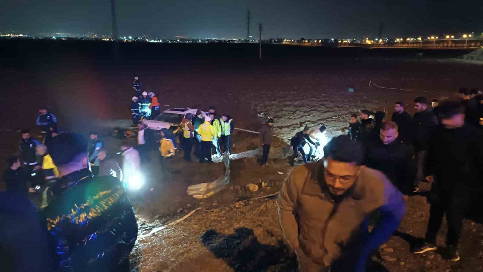 Batman’da feci kaza: 3 ölü, 3 yaralı
Batman’da feci kaza: 3 ölü, 3 yaralı