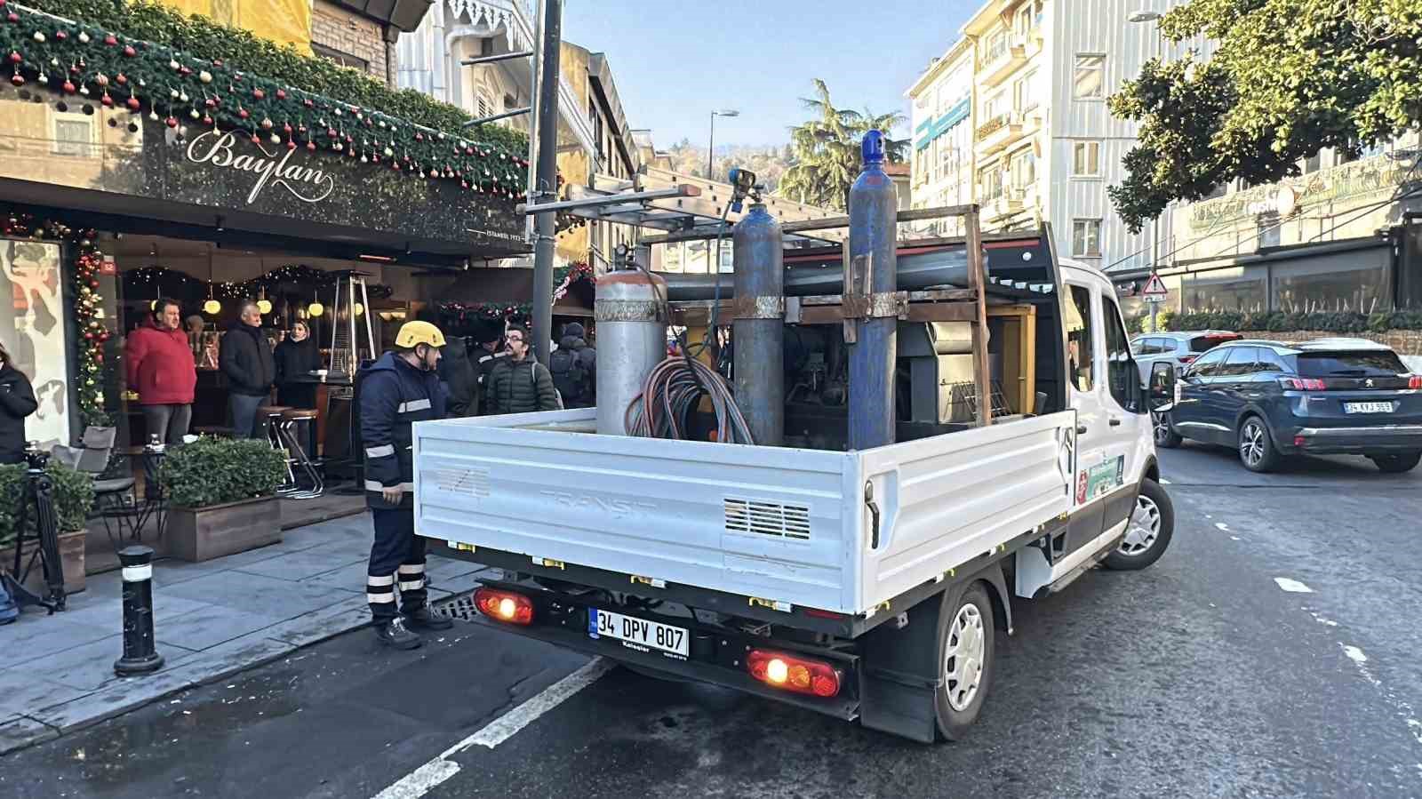 Baylan Pastanesi’nin kaçak kısımları yıkılıyor
