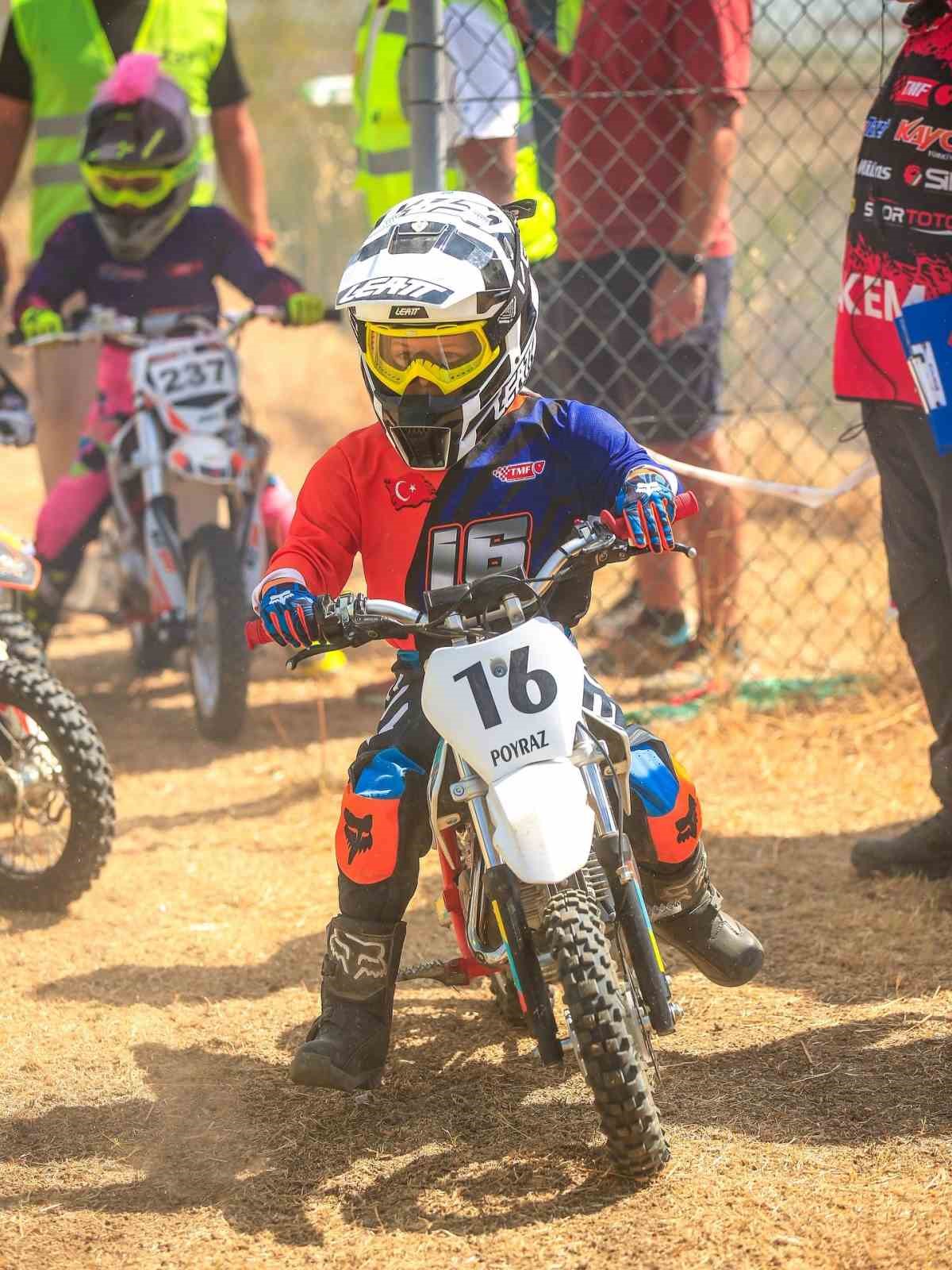 Bursa’dan Türkiye’ye uzanan şampiyonluk: Poyraz Kalender
