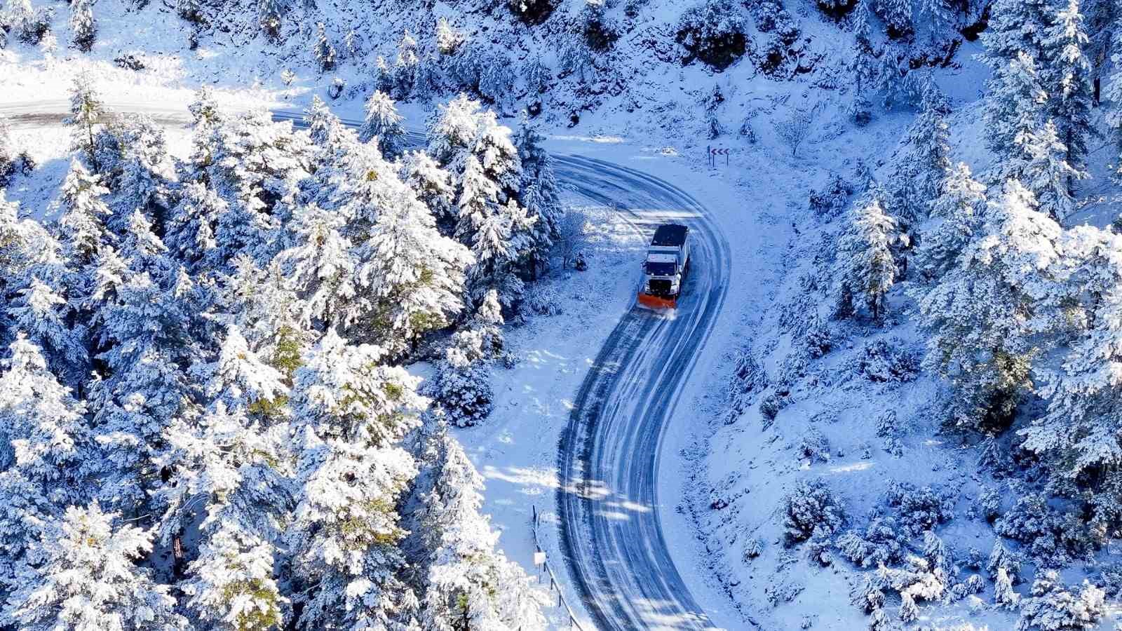 Çameli’de kış şartlarına karşı tam güç mücadele
