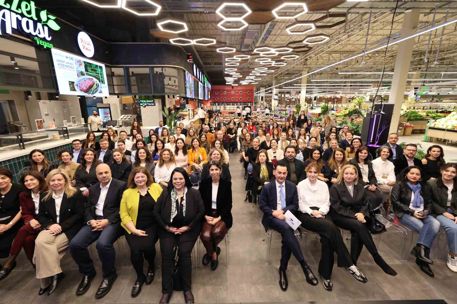 CarrefourSA, LEAD Network Türkiye kahvaltı buluşmasının ev sahibi oldu
CarrefourSA, LEAD Network Türkiye kahvaltı buluşmasının ev sahibi oldu